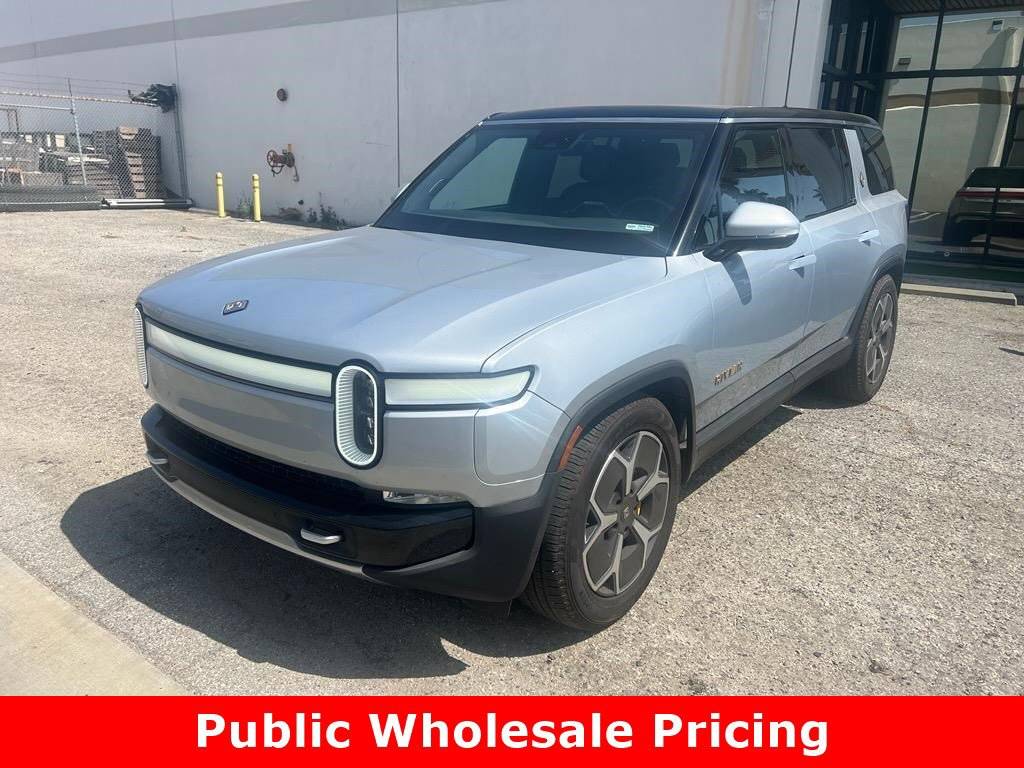 2023 Rivian R1S Adventure — SUV — 29,933 mi — Phoenix, AZ