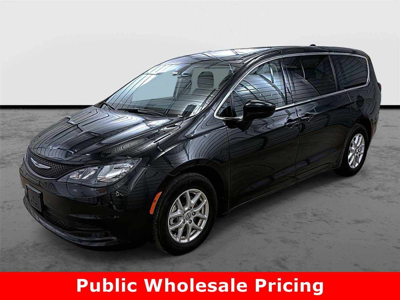 2022 Chrysler Voyager LX — Minivan — 64,080 mi — Phoenix, AZ