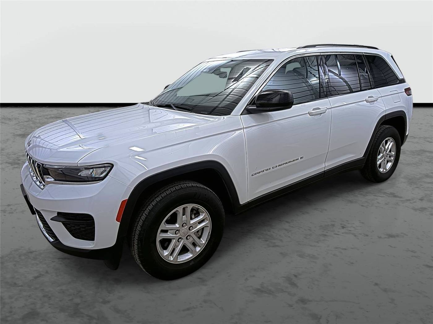 2023 Jeep Grand Cherokee Laredo — SUV — 60,949 mi — Phoenix, AZ