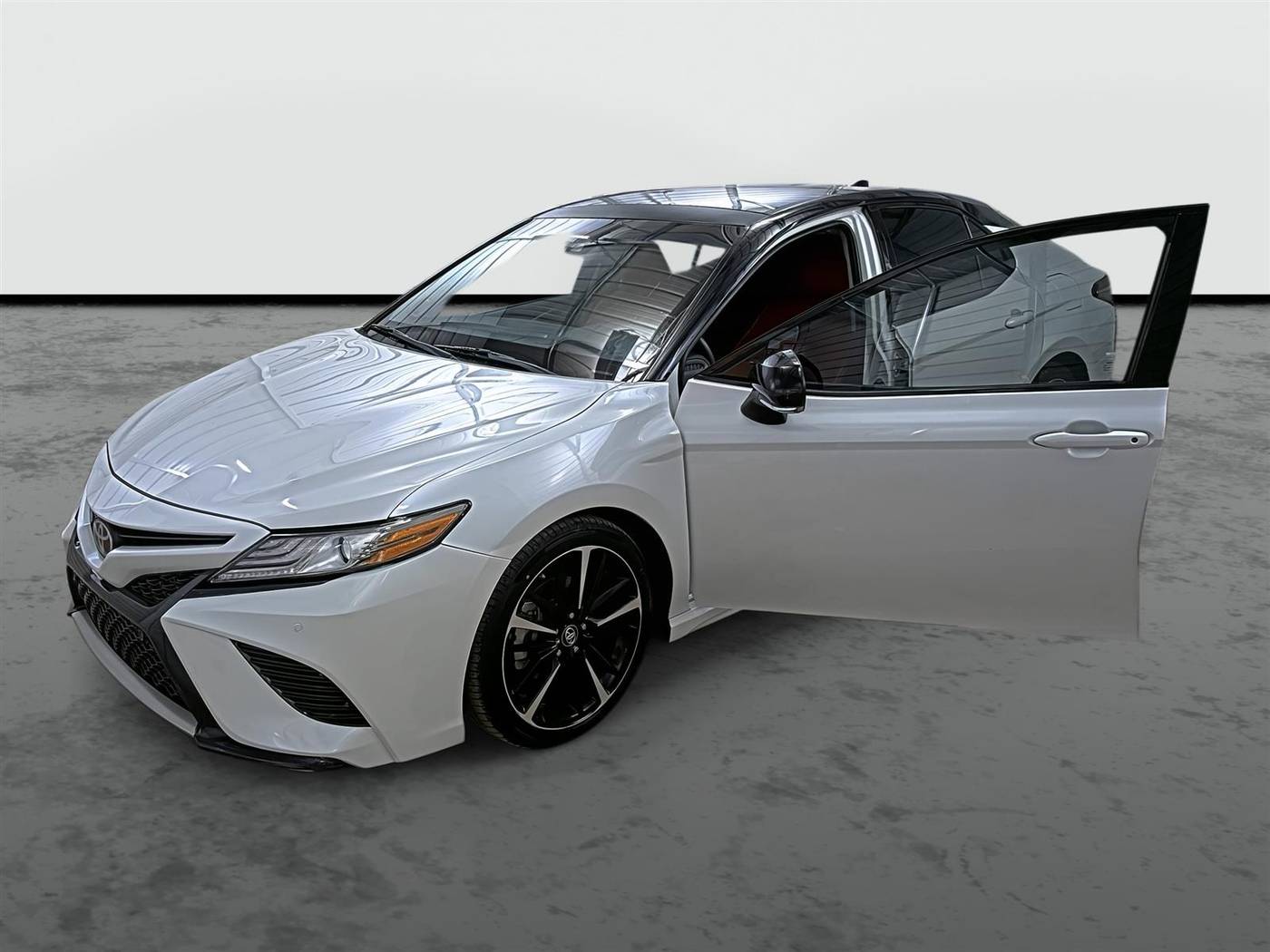 2018 Toyota Camry XSE V6 — Sedan — 89,761 mi — Phoenix, AZ