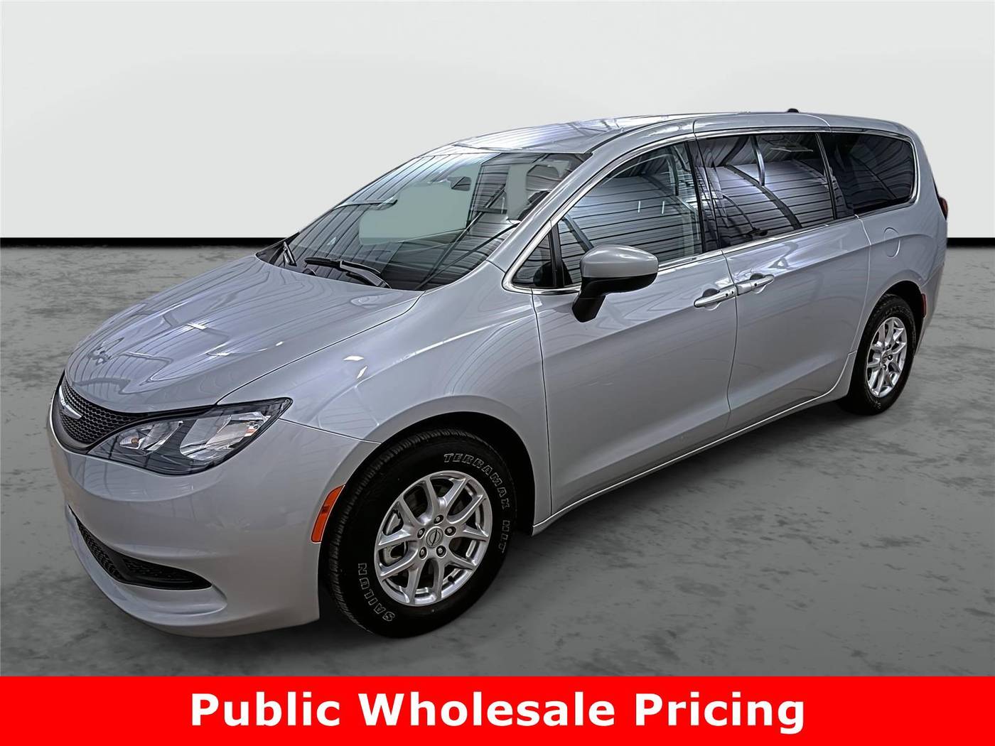2022 Chrysler Voyager LX — Minivan — 83,682 mi — Phoenix, AZ