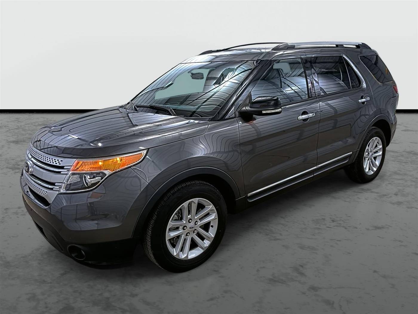2015 Ford Explorer XLT — SUV — 84,826 mi — Phoenix, AZ
