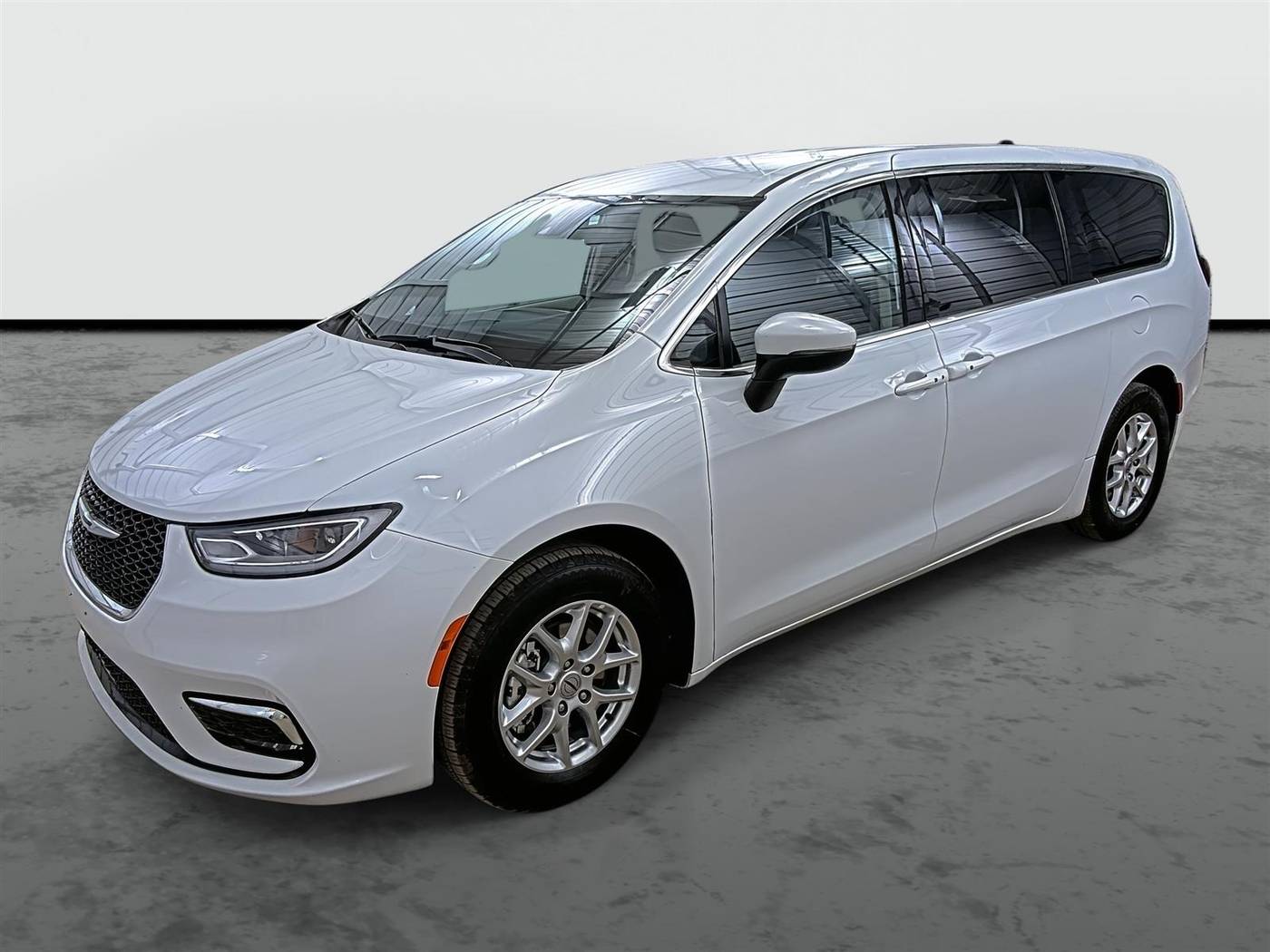2023 Chrysler Pacifica Touring L — Minivan — 55,837 mi — Phoenix, AZ