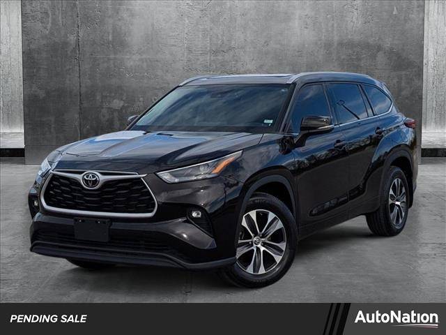 2022 Toyota Highlander XLE — SUV — 42,470 mi — St. Peters, MO