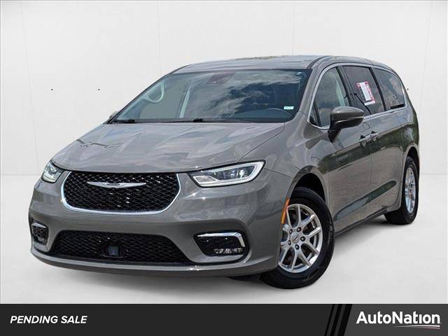 2023 Chrysler Pacifica Touring L — Minivan — 69,293 mi — St. Peters, MO