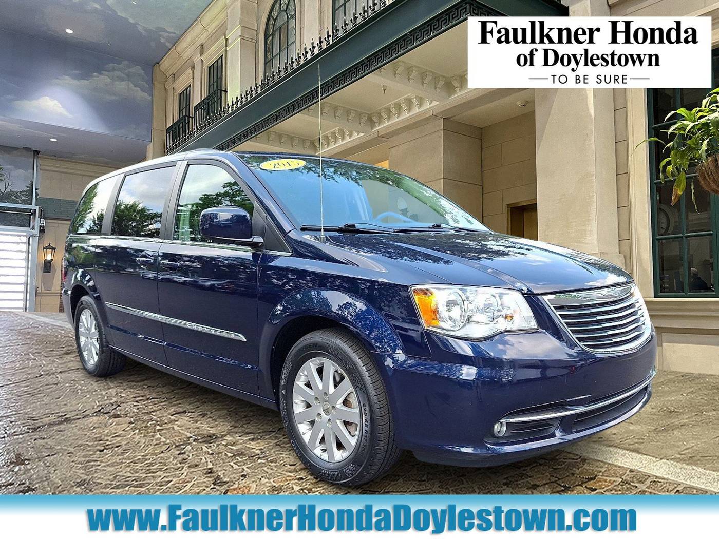 2015 Chrysler Town & Country Touring — Minivan — 37,556 mi — Doylestown, PA