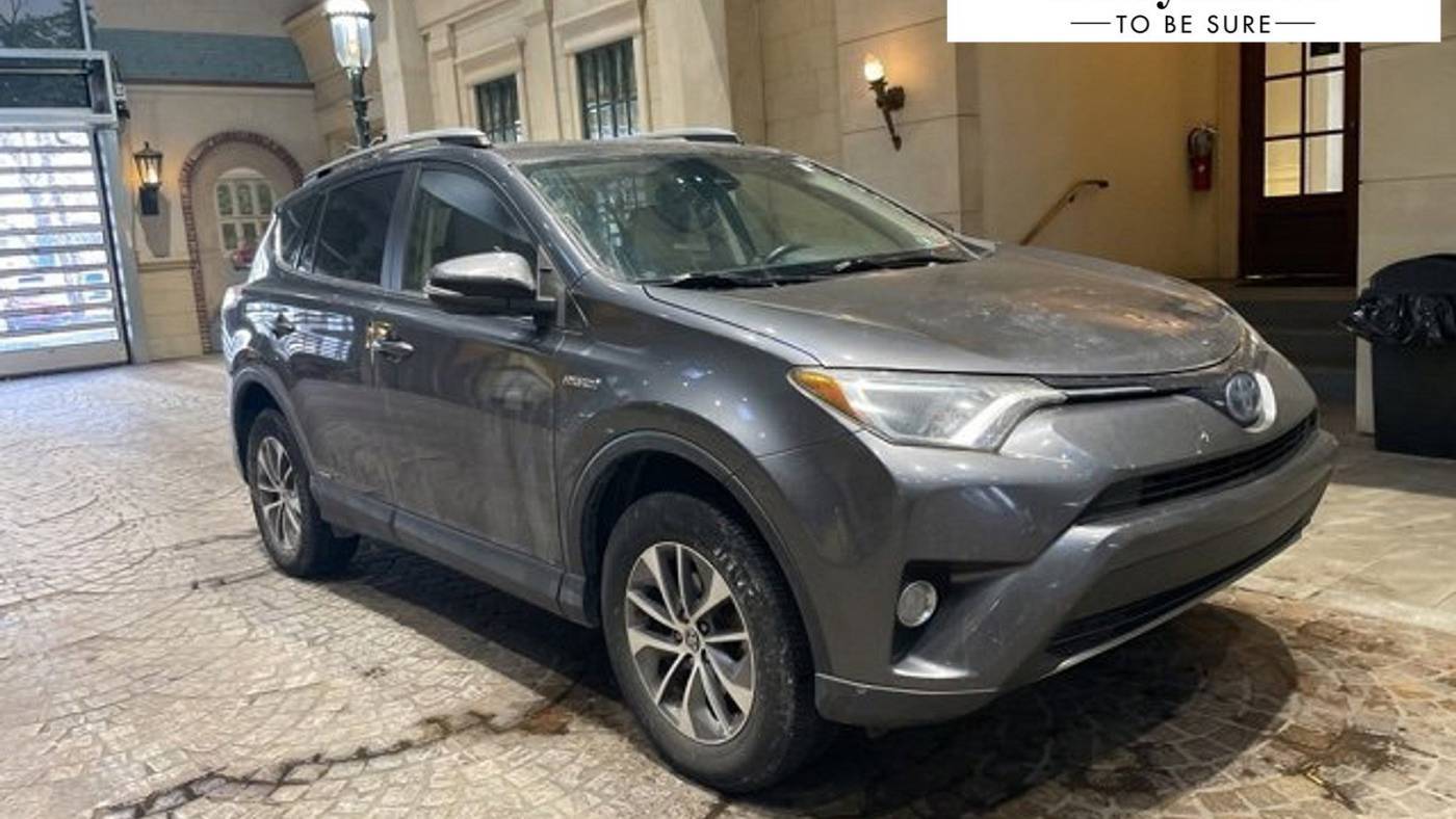 2017 Toyota RAV4 Hybrid XLE — SUV — 72,131 mi — Doylestown, PA