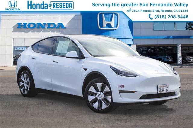 2024 Tesla Model Y Standard Range — SUV — 7,157 mi — Reseda, CA
