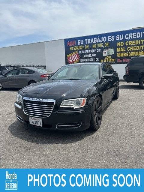 2013 Chrysler 300 Base — Sedan — 152,375 mi — Reseda, CA