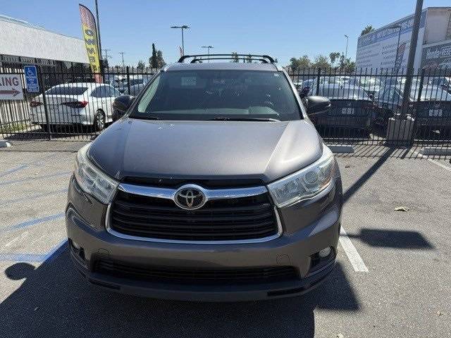 2016 Toyota Highlander XLE — SUV — 226,661 mi — Reseda, CA