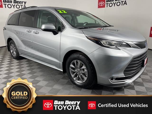2022 Toyota Sienna XLE — Minivan — 55,228 mi — Cedar Falls, IA