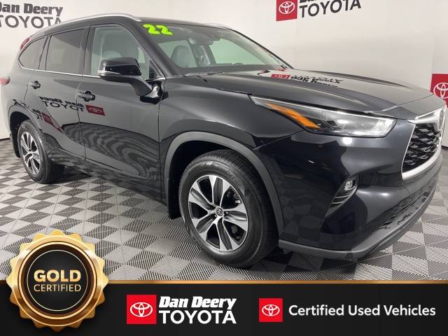 2022 Toyota Highlander XLE — SUV — 45,838 mi — Cedar Falls, IA
