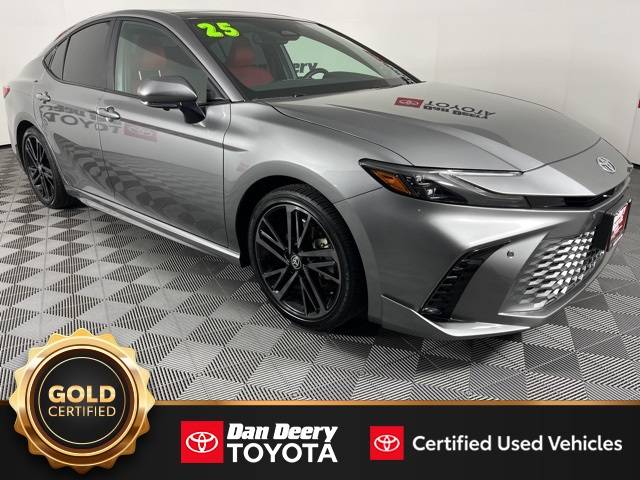 2025 Toyota Camry Hybrid XSE — Sedan — 17,034 mi — Cedar Falls, IA