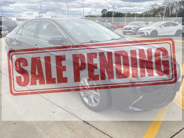 2015 Toyota Camry SE — Sedan — 71,961 mi — Cedar Falls, IA