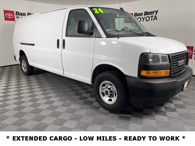 2024 GMC Savana Cargo Van Base — Cargo Van — 9,858 mi — Cedar Falls, IA