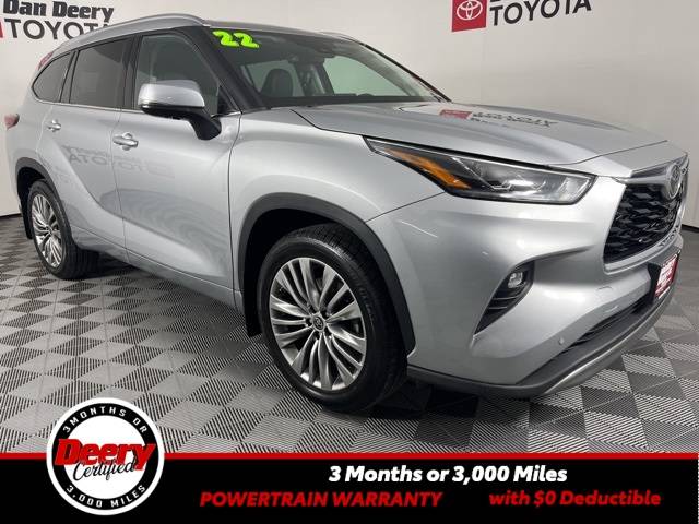 2022 Toyota Highlander Platinum — SUV — 33,338 mi — Cedar Falls, IA