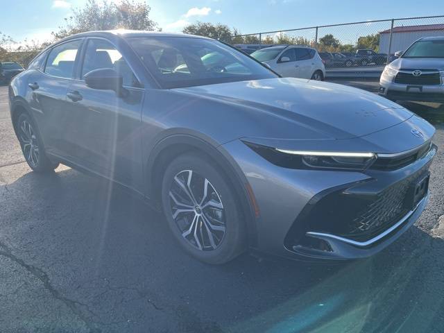 2025 Toyota Crown XLE — Sedan — 14,231 mi — Cedar Falls, IA
