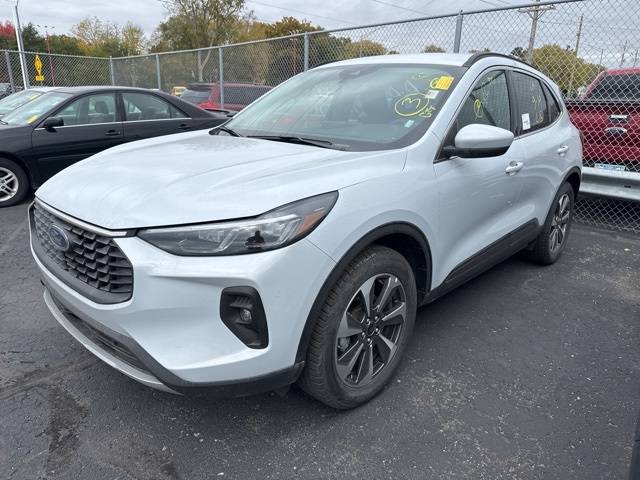 2025 Ford Escape Platinum — SUV — 11,646 mi — Cedar Falls, IA