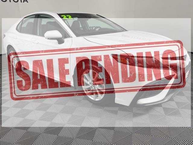 2022 Toyota Camry SE — Sedan — 43,312 mi — Cedar Falls, IA
