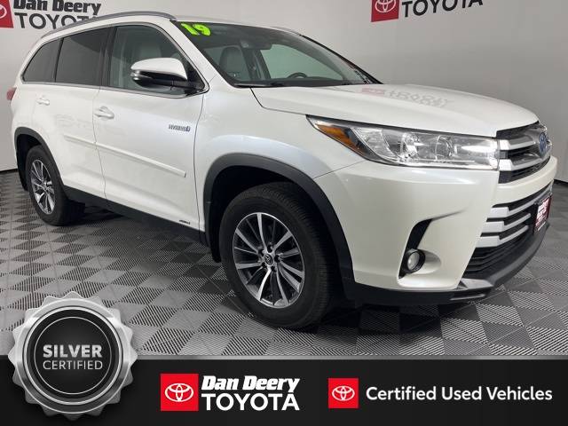 2019 Toyota Highlander Hybrid XLE — SUV — 104,758 mi — Cedar Falls, IA