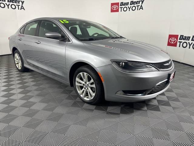 2015 Chrysler 200 Limited — Sedan — 162,509 mi — Cedar Falls, IA