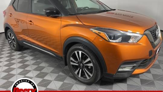 2020 Nissan Kicks SR