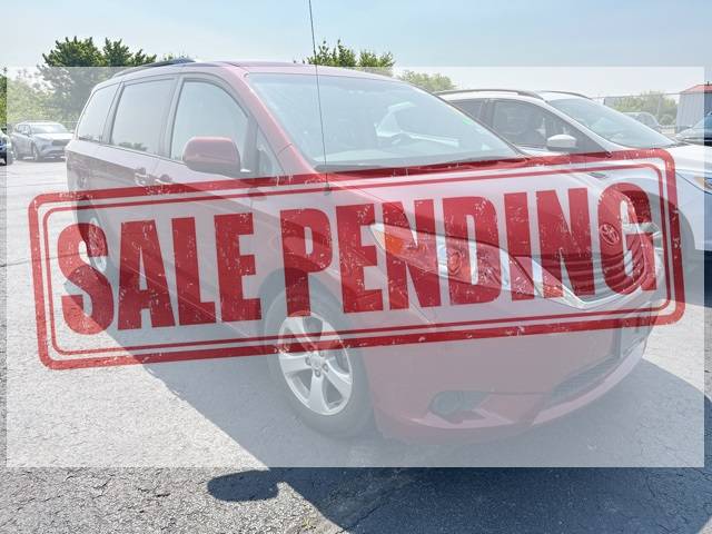 2013 Toyota Sienna LE — Minivan — 61,518 mi — Cedar Falls, IA
