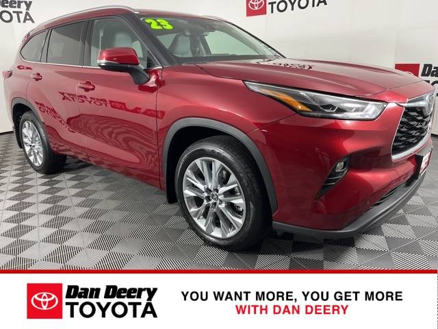 2023 Toyota Highlander L — SUV — 29,215 mi — Cedar Falls, IA
