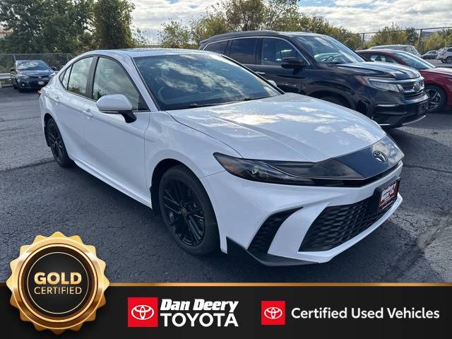 2025 Toyota Camry Hybrid SE — Sedan — 6,837 mi — Cedar Falls, IA