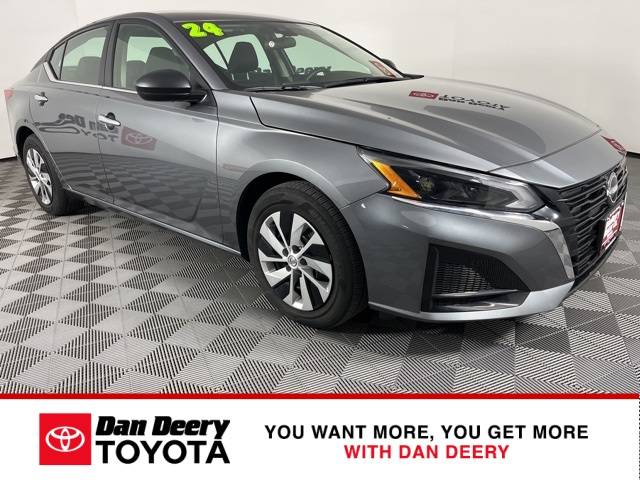 2024 Nissan Altima S — Sedan — 22,181 mi — Cedar Falls, IA