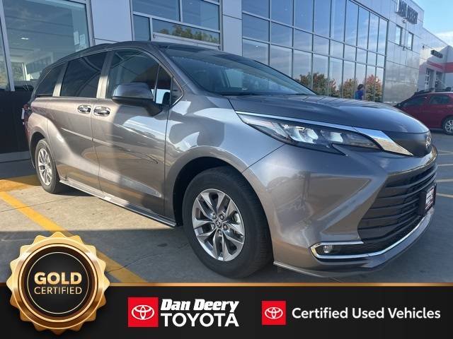 2024 Toyota Sienna XLE — Minivan — 46,693 mi — Cedar Falls, IA
