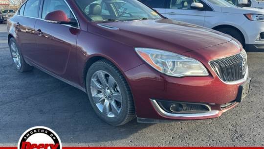 2016 Buick Regal Base — Sedan — 93,277 mi — Cedar Falls, IA