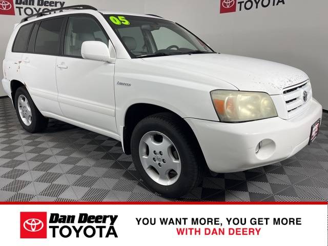 2005 Toyota Highlander Base V6 — SUV — 174,860 mi — Cedar Falls, IA