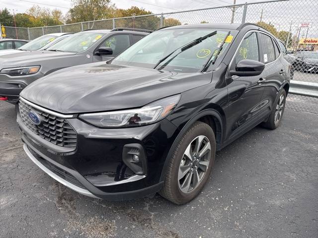 2025 Ford Escape Platinum — SUV — 15,138 mi — Cedar Falls, IA