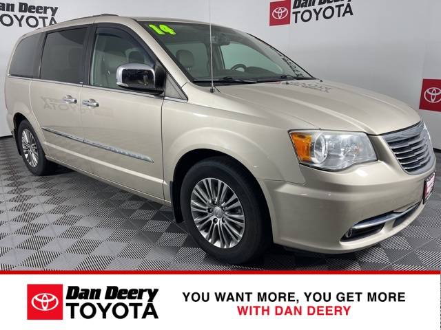 2014 Chrysler Town & Country Touring-L — Minivan — 167,001 mi — Cedar Falls, IA