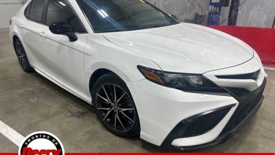 2021 Toyota Camry SE — Sedan — 79,360 mi — Cedar Falls, IA