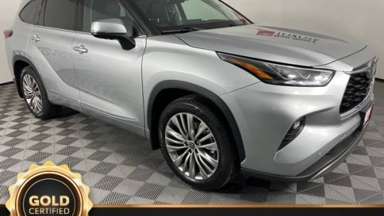 2022 Toyota Highlander Platinum