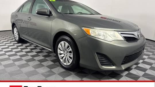 2013 Toyota Camry LE — Sedan — 411,650 mi — Cedar Falls, IA