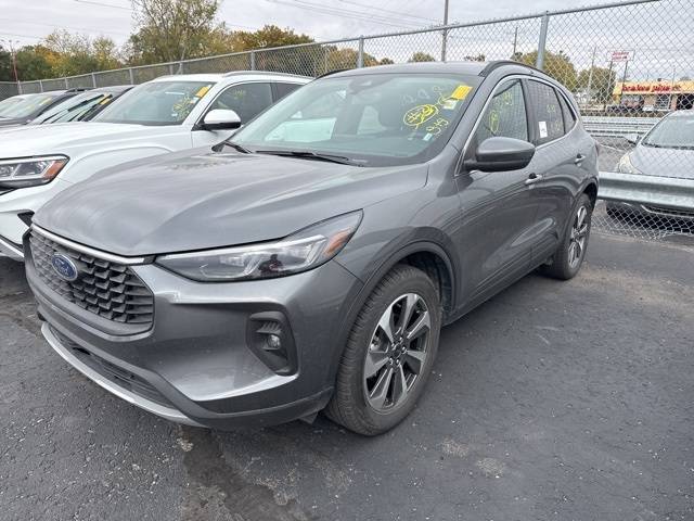 2025 Ford Escape Platinum — SUV — 10,056 mi — Cedar Falls, IA