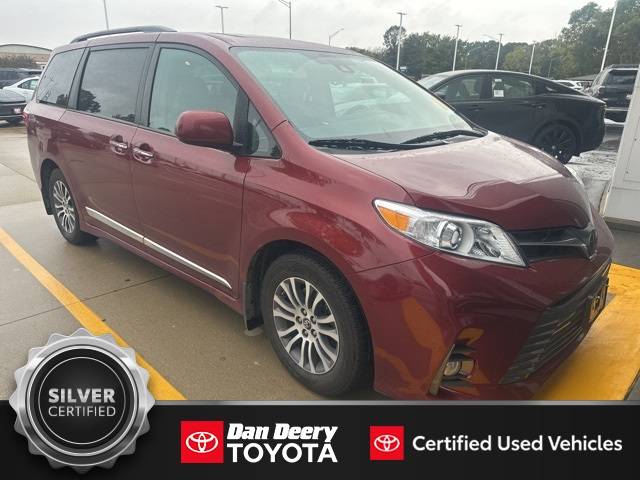 2018 Toyota Sienna L — Minivan — 49,428 mi — Cedar Falls, IA