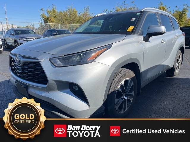 2023 Toyota Highlander Hybrid XLE — SUV — 65,924 mi — Cedar Falls, IA
