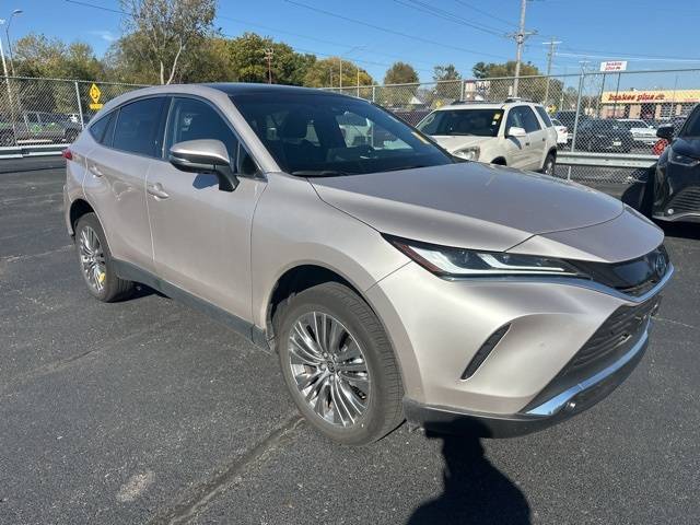 2024 Toyota Venza Limited — SUV — 7,136 mi — Cedar Falls, IA