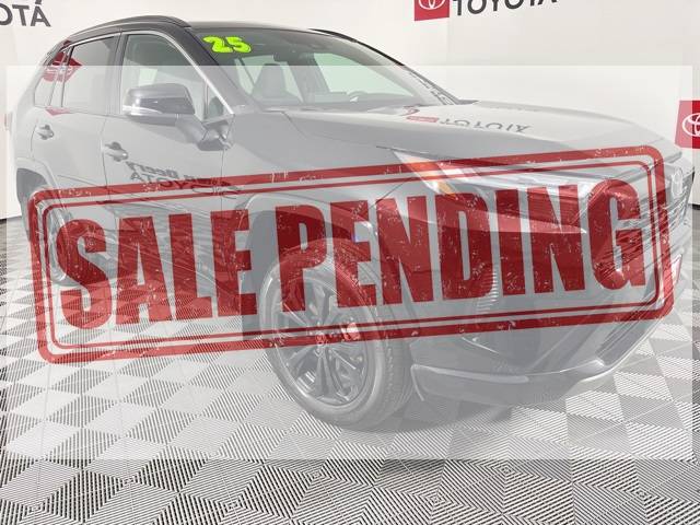 2025 Toyota RAV4 Hybrid SE — SUV — 6,520 mi — Cedar Falls, IA