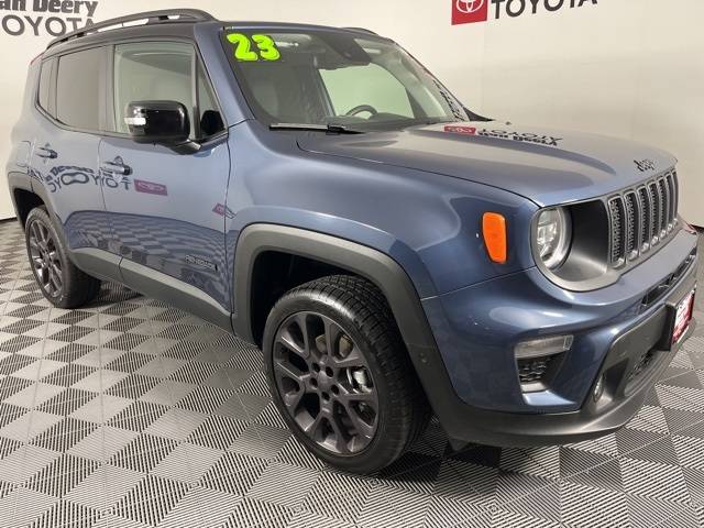 2023 Jeep Renegade Latitude — SUV — 5,558 mi — Cedar Falls, IA