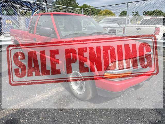2003 Chevrolet S-10 LS — Pickup Truck — 84,937 mi — Cedar Falls, IA