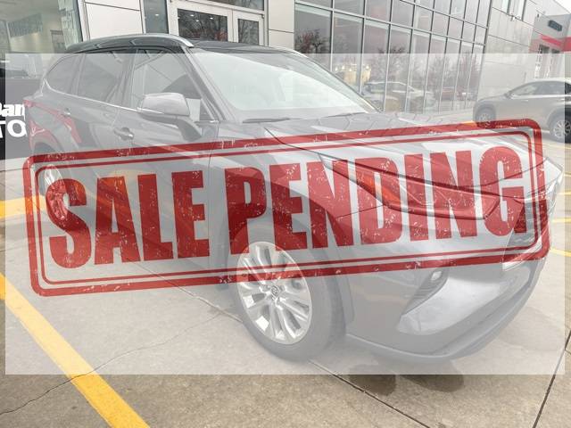 2023 Toyota Highlander Limited — SUV — 16,409 mi — Cedar Falls, IA