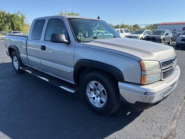 2006 Chevrolet Silverado 1500 LT — Pickup Truck — 100,315 mi — Cedar Falls, IA