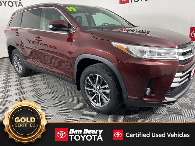 2019 Toyota Highlander XLE — SUV — 39,235 mi — Cedar Falls, IA
