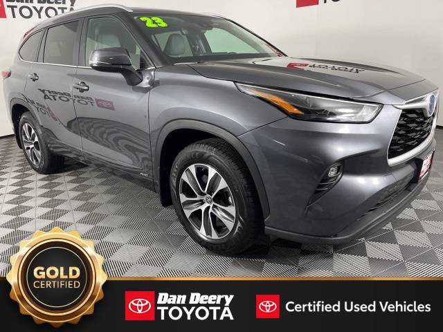 2023 Toyota Highlander Hybrid XLE — SUV — 64,961 mi — Cedar Falls, IA