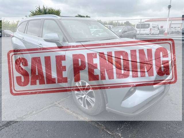 2022 Toyota Highlander XLE — SUV — 32,844 mi — Cedar Falls, IA